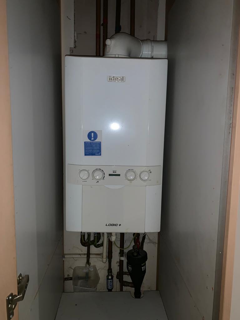 Heating Engineer: Image 2